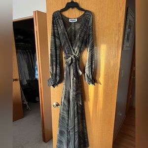 Long sleeve maxi dress